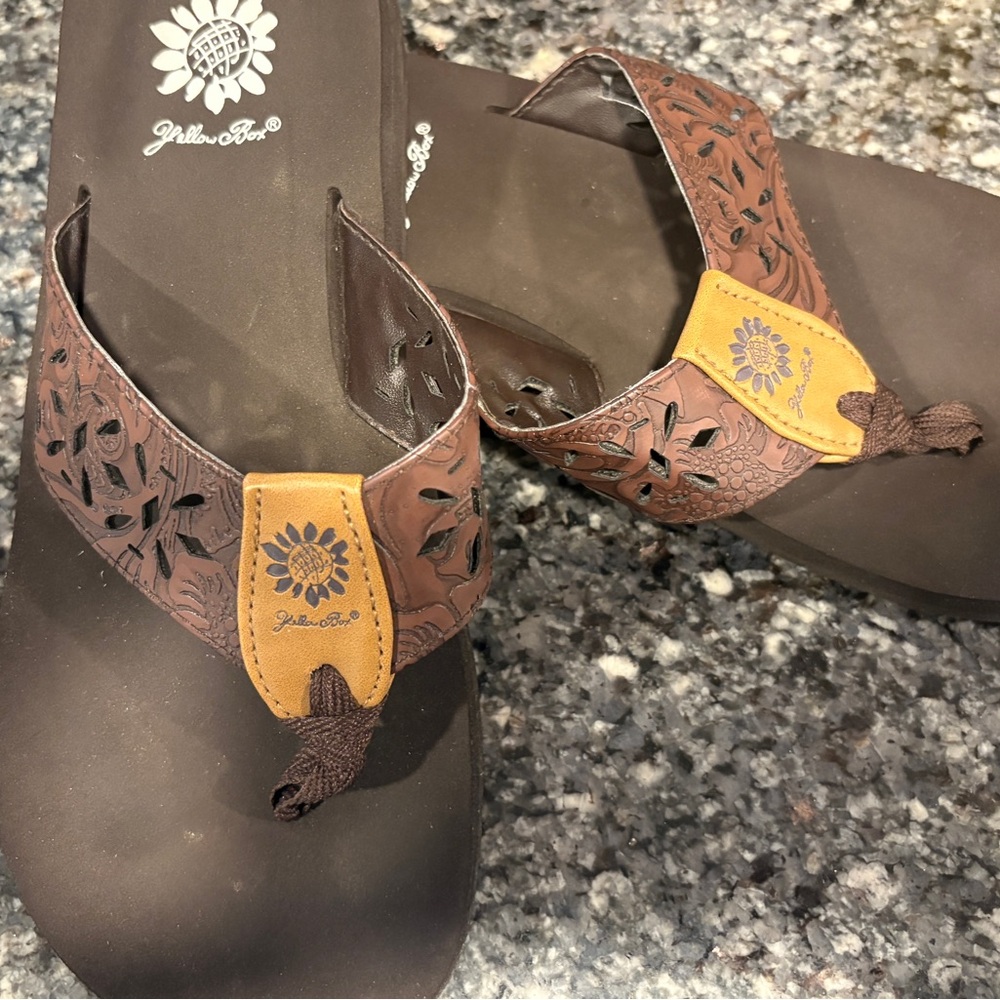 Yellow Box Brown and Tan Flip Flops - Picture 5 of 6